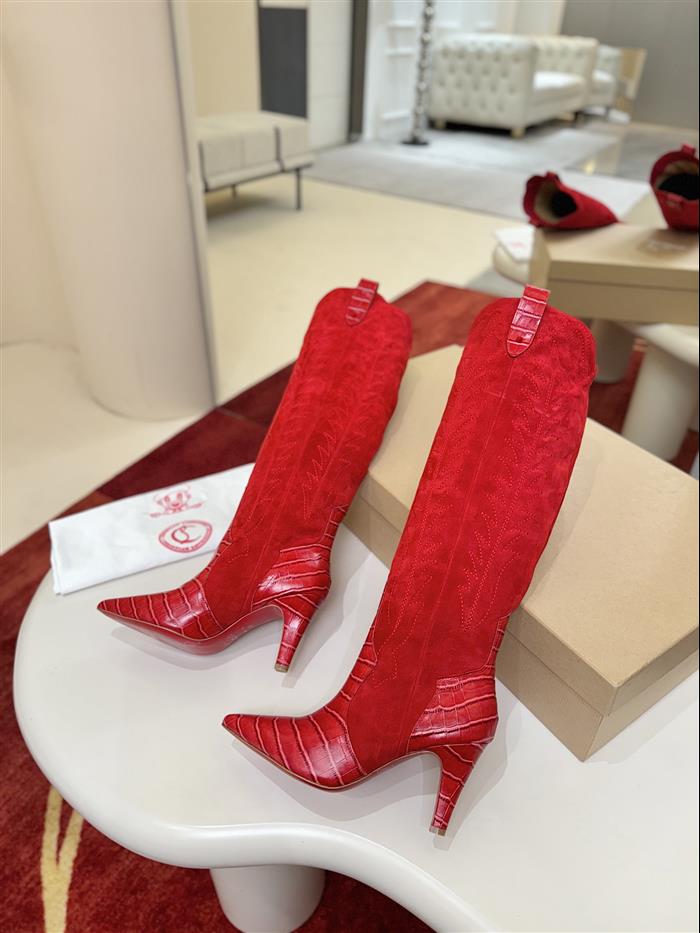 2025112817510596 720